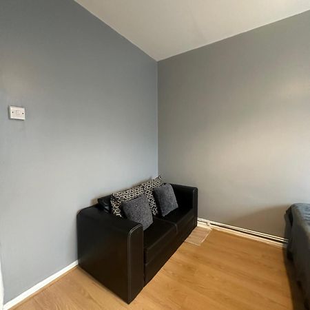 1 Bedroom Flat In Whitechapel, London Exterior foto
