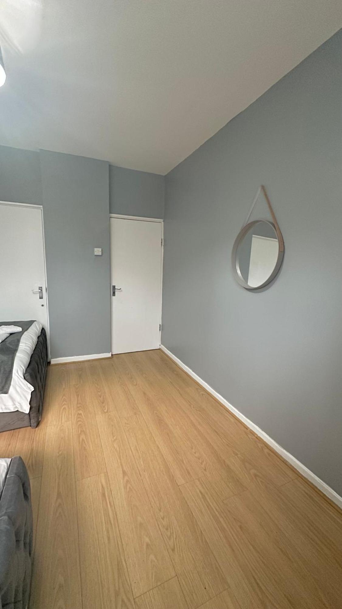 1 Bedroom Flat In Whitechapel, London Exterior foto