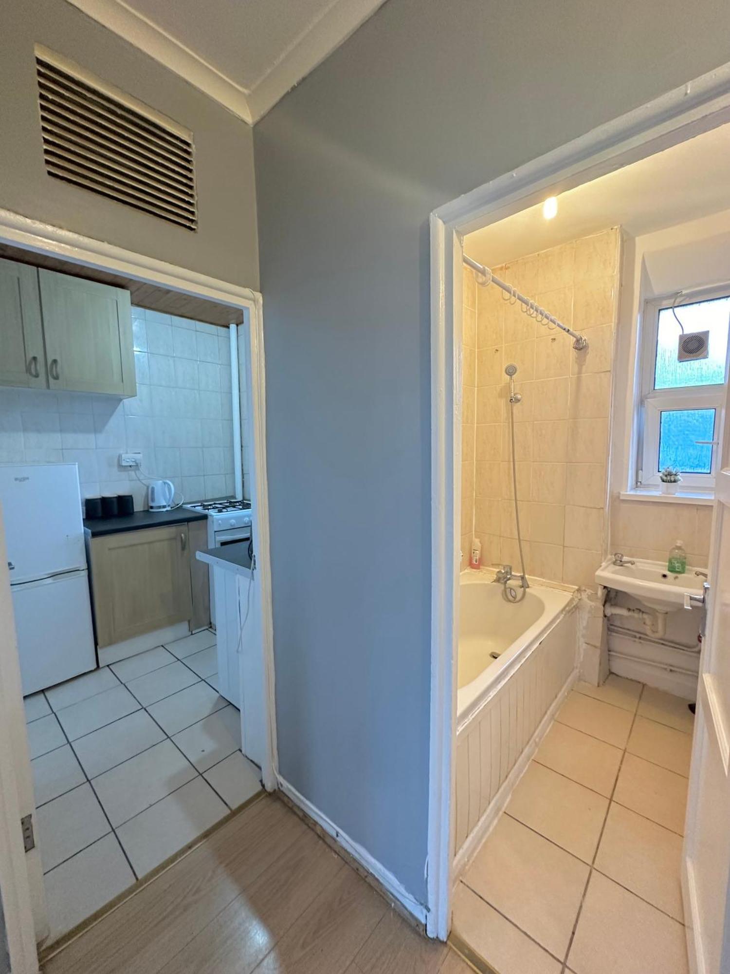 1 Bedroom Flat In Whitechapel, London Exterior foto
